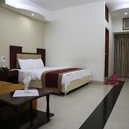Hotel City Plaza Jashore Kültér fotó